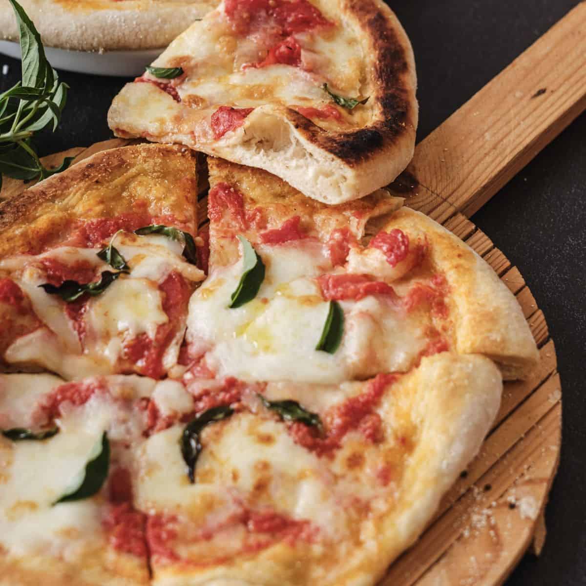 Recreate Naples' Best Pizza: Ultimate Homemade Margherita Guide